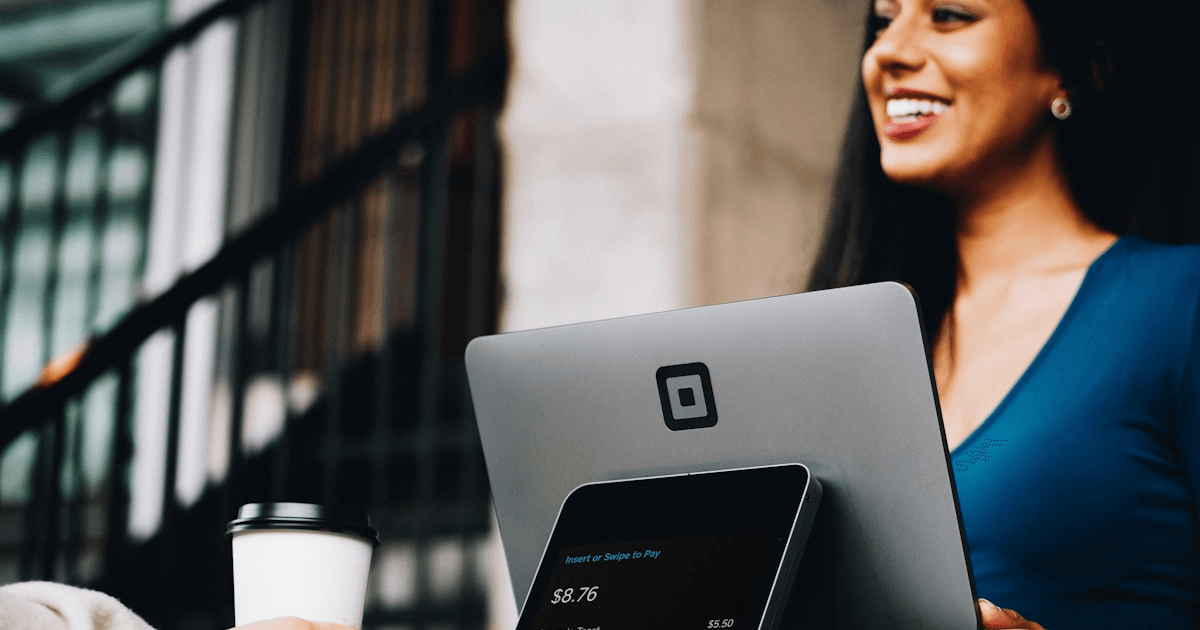 14 Best Customer Service AI Chatbot Solutions [Free &#038; Paid] thumbnail